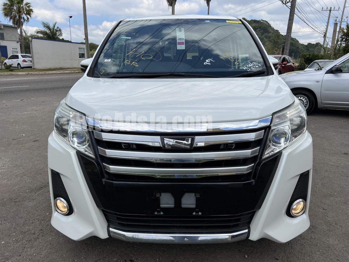 2014 Toyota Noah Si For Sale In Manchester Jamaica