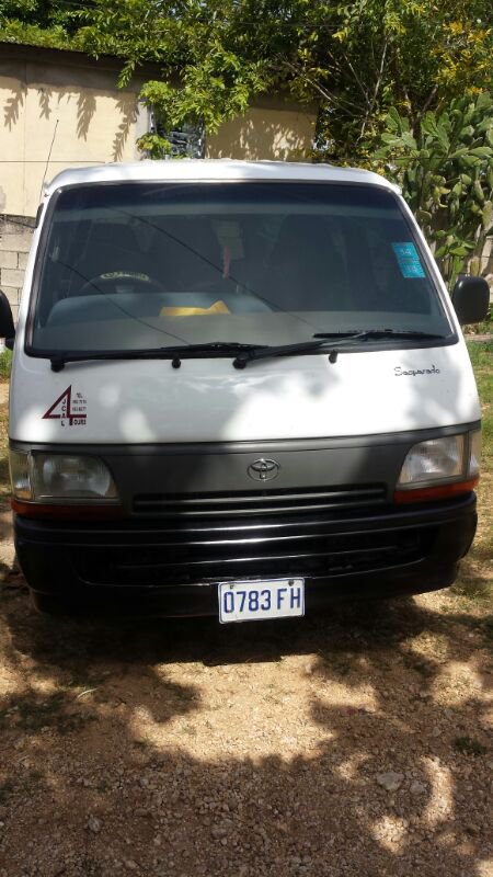 2000 Toyota Hiace Bus For Sale In St James Jamaica