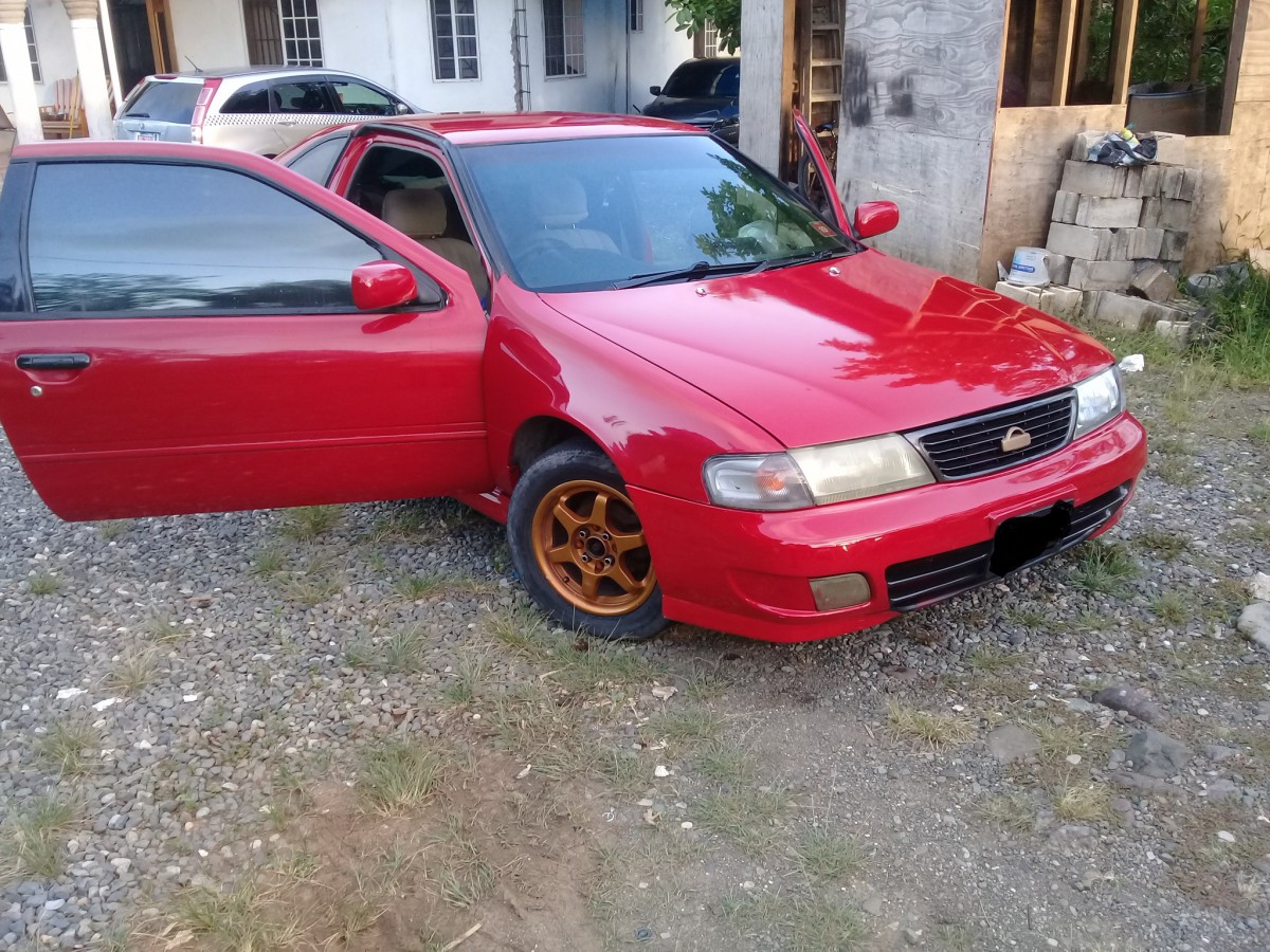 Nissan lucino coupe