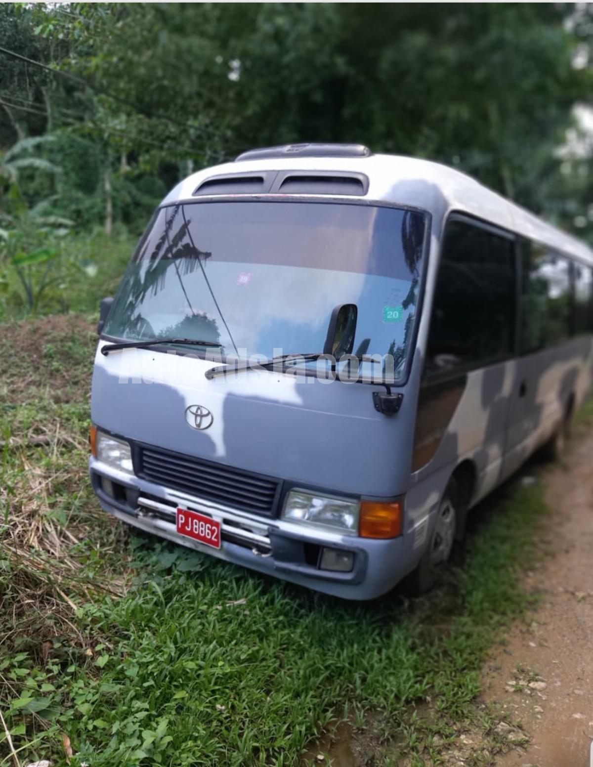 2003 Toyota Coaster for sale in Kingston St. Andrew Jamaica