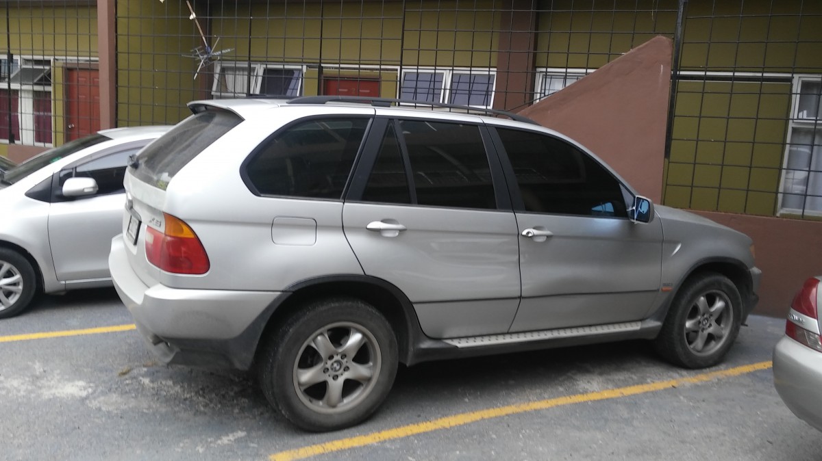 2002 Bmw X5 30i For Sale In Clarendon Jamaica