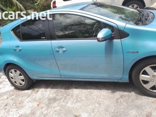 2012 Toyota Aqua for sale in Kingston / St. Andrew, Jamaica