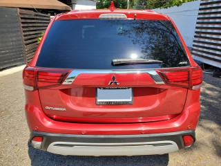 2019 Mitsubishi OUTLANDER for sale in Kingston / St. Andrew, Jamaica