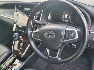 2017 Toyota HARRIER