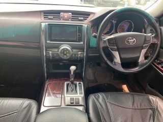 2012 Toyota MARK X 
$1,750,000
