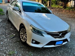 2013 Toyota Mark X 
$2,050,000