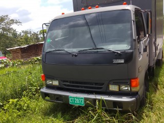 2005 GMC W5500 for sale in St. Catherine, Jamaica