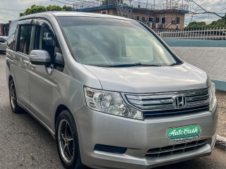 2012 Honda Stepwagon for sale in Kingston / St. Andrew, Jamaica