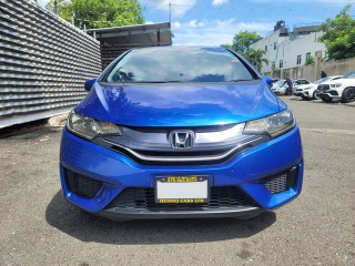 2015 Honda Fit 
$1,190,000