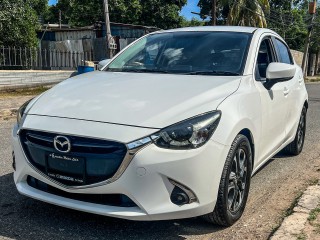 2017 Mazda 2 
$1,390,000