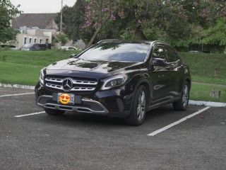 2019 Mercedes Benz Mercedes Bens GLA180 for sale in Kingston / St. Andrew, Jamaica