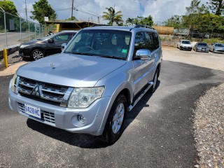 2012 Mitsubishi Pajero 
$2,200,000