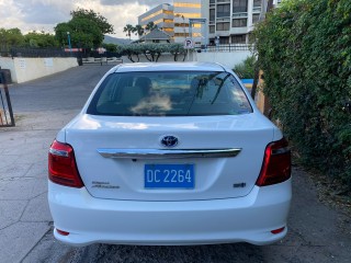 2017 Toyota Axio Hybrid for sale in Kingston / St. Andrew, Jamaica