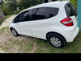 2013 Honda Fit 
$1,150,000