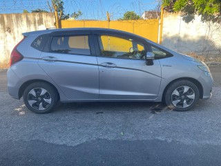 2018 Honda Fit HYBRID for sale in Kingston / St. Andrew, Jamaica