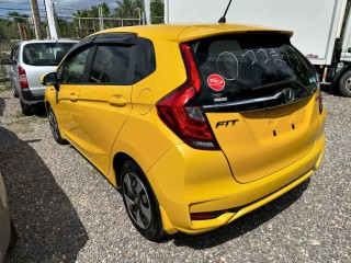 2019 Honda Fit Hybrid 
$2,350,000