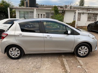 2017 Toyota Vitz Hybrid for sale in Kingston / St. Andrew, Jamaica