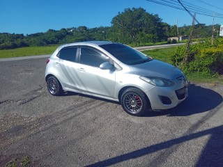 2012 Mazda Demio 
$735,000