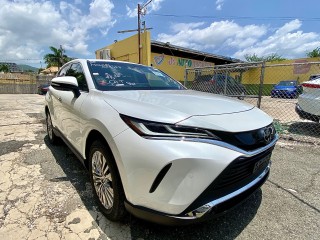 2024 Toyota Harrier 
$9,750,000