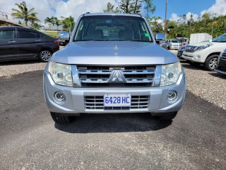 2012 Mitsubishi Pajero 
$2,200,000