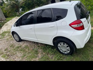 2013 Honda Fit 
$1,150,000