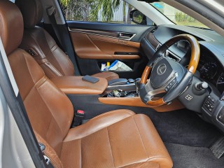 2012 Lexus Gs450H 
$2,700,000