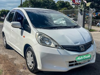 2013 Honda Fit for sale in Kingston / St. Andrew, Jamaica