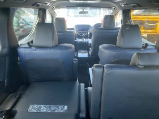 2017 Toyota Vellfire 
$5,550,000