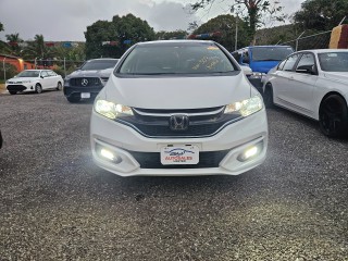 2018 Honda Honda Fit Hybrid 
$1,999,999