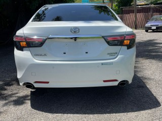 2017 Toyota Mark X 
$3,400,000