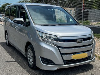2017 Toyota Noah for sale in Kingston / St. Andrew, Jamaica