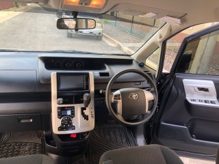 2014 Toyota Noah for sale in St. James, Jamaica