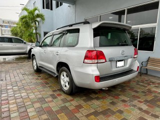 2008 Toyota Land Cruiser 
$5,500,000