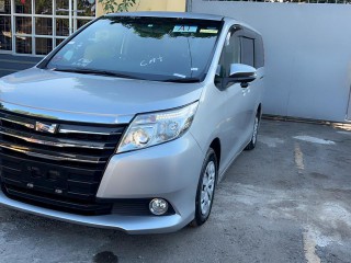 2017 Toyota Noah for sale in Kingston / St. Andrew, Jamaica